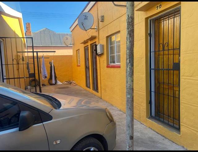 0 BEDROOM HOUSE FOR SALE IN QUEENSTOWN CENTRAL
